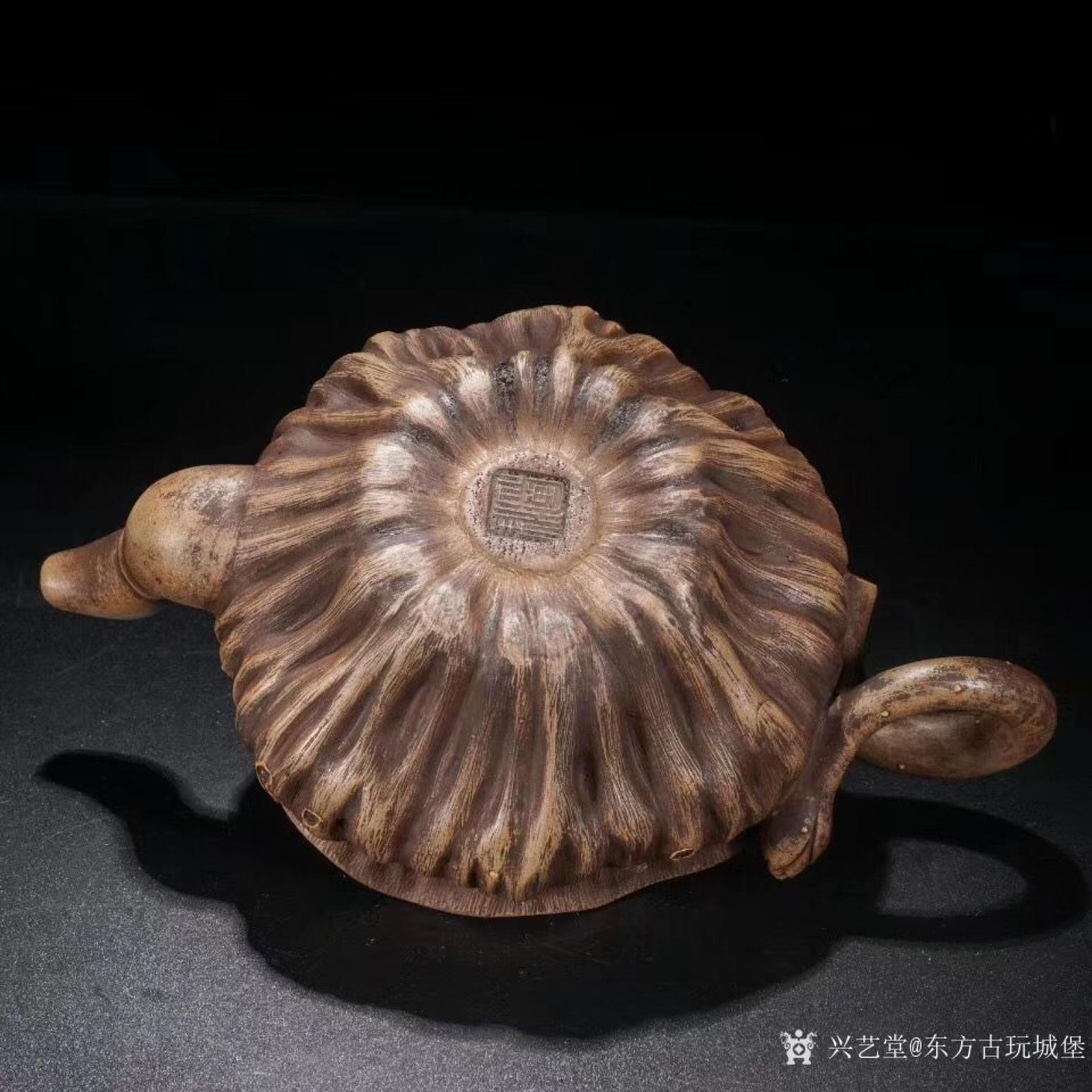 東方古玩城堡文玩雜項作品《「王寅仙」蓮蓬紫砂壺》【圖2】