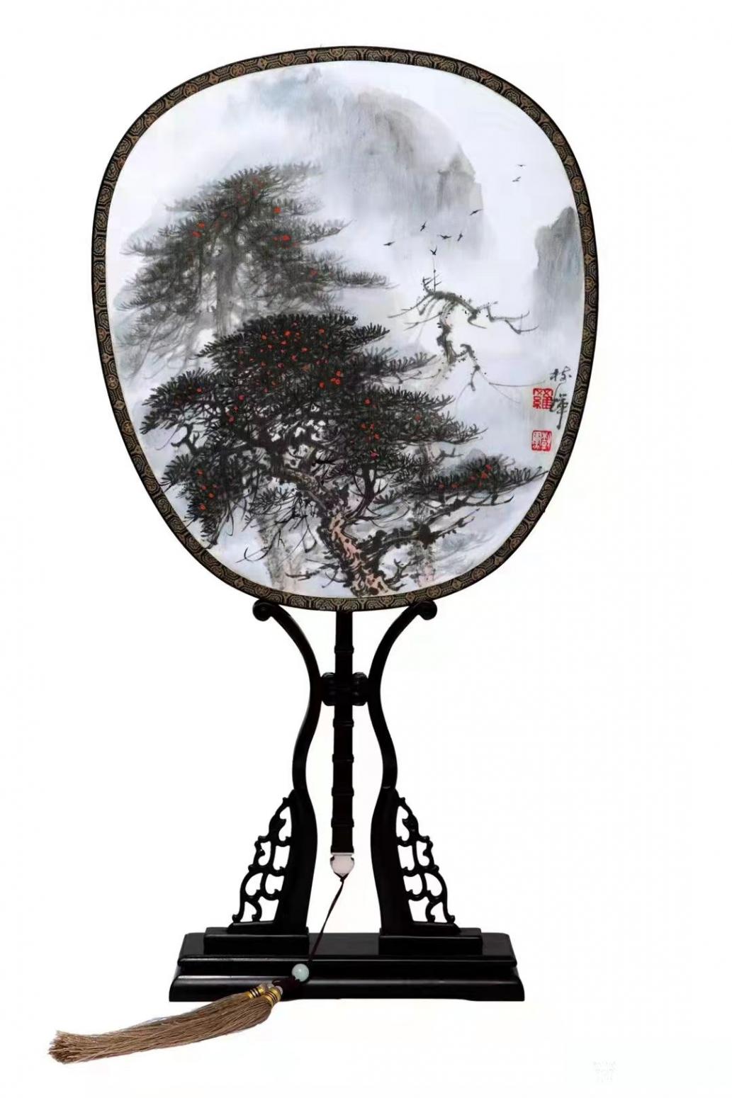 羅樹輝國(guó)畫作品《團(tuán)扇松-云松》
