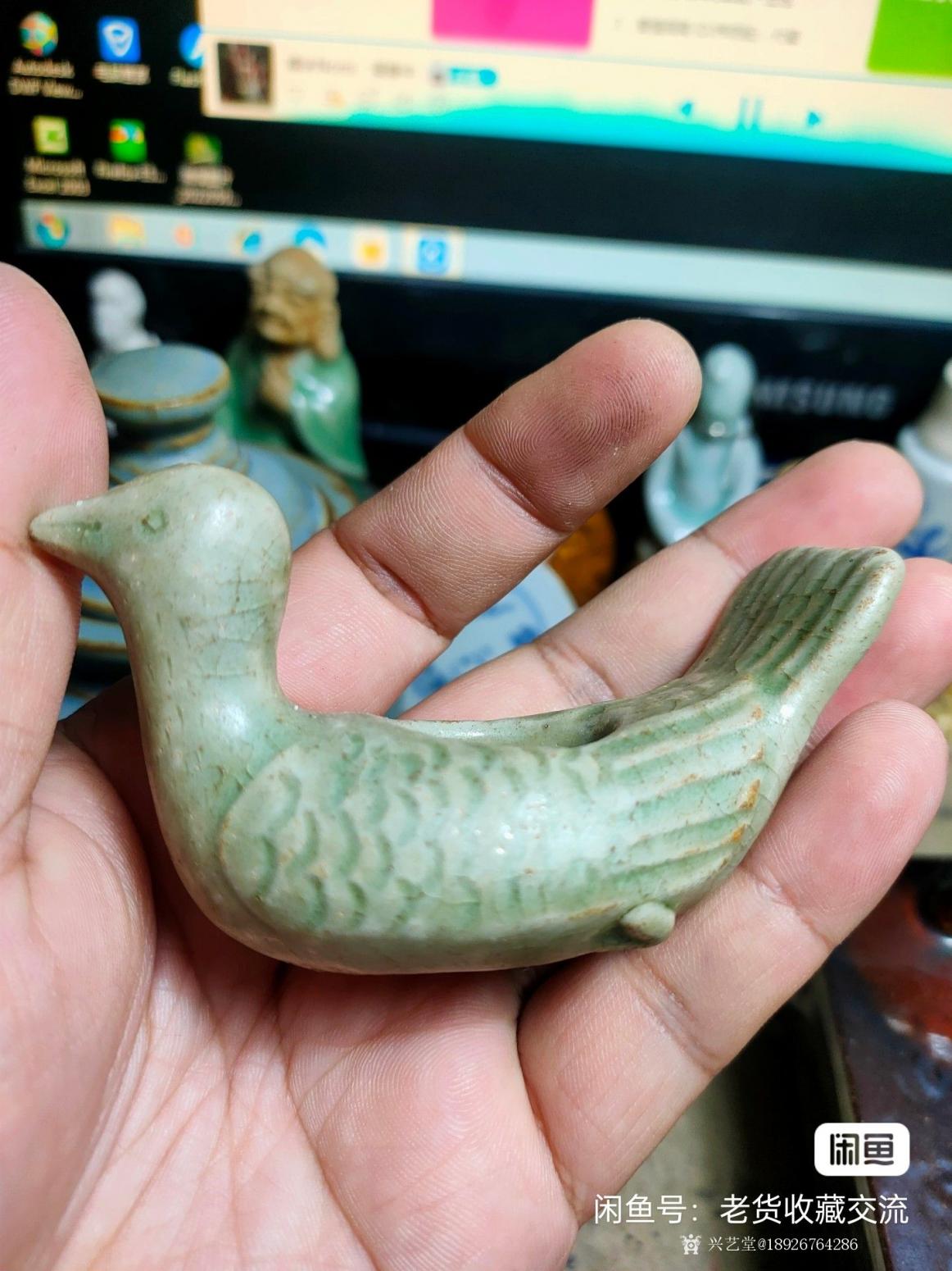 18926764286文玩雜項(xiàng)作品《青釉鳥》【圖0】